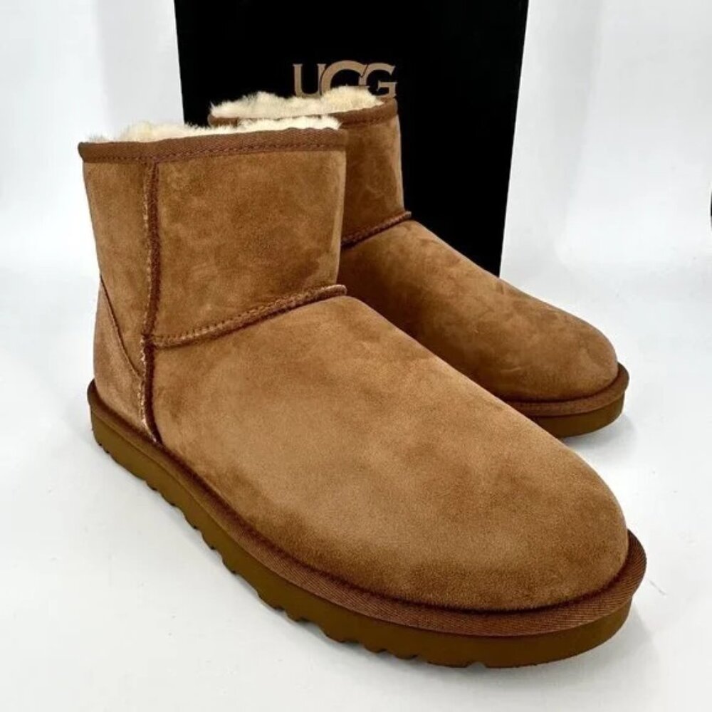 UGG Chestnut Classic Mini Boots Men's sz 9 - Suede Booties Wool Lined Tan